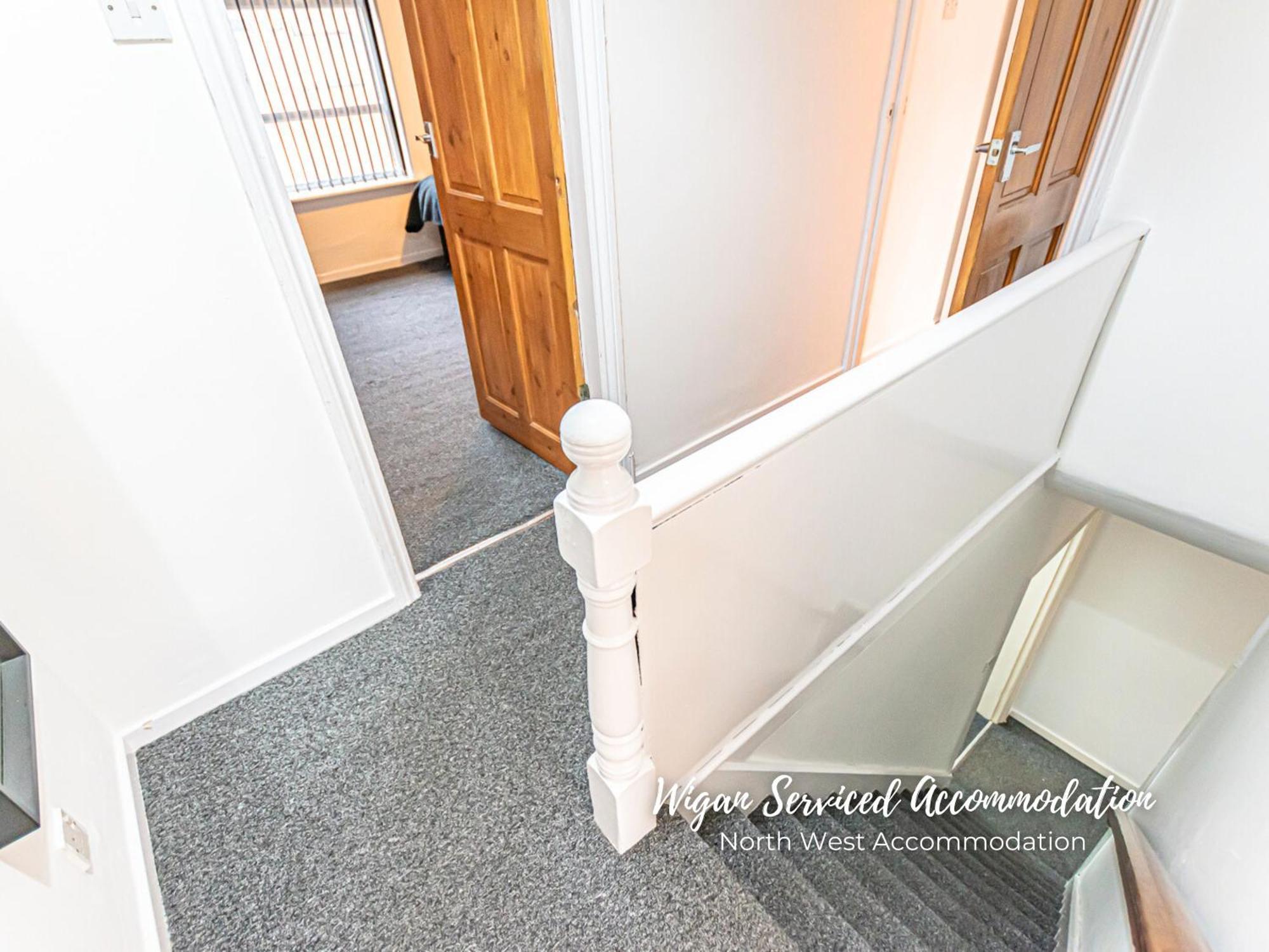 Wigan Serviced Accommodation Bagian luar foto