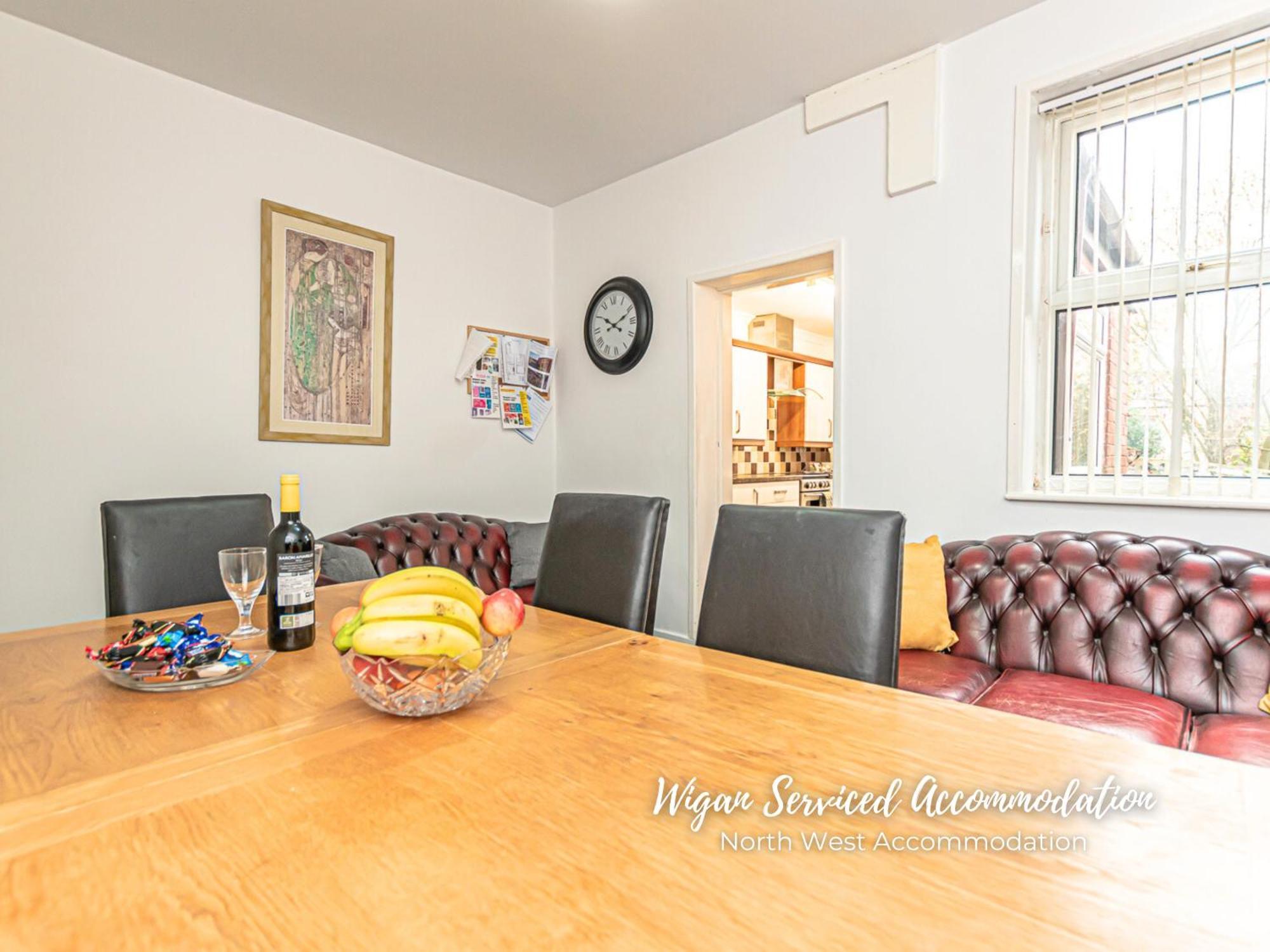 Wigan Serviced Accommodation Bagian luar foto