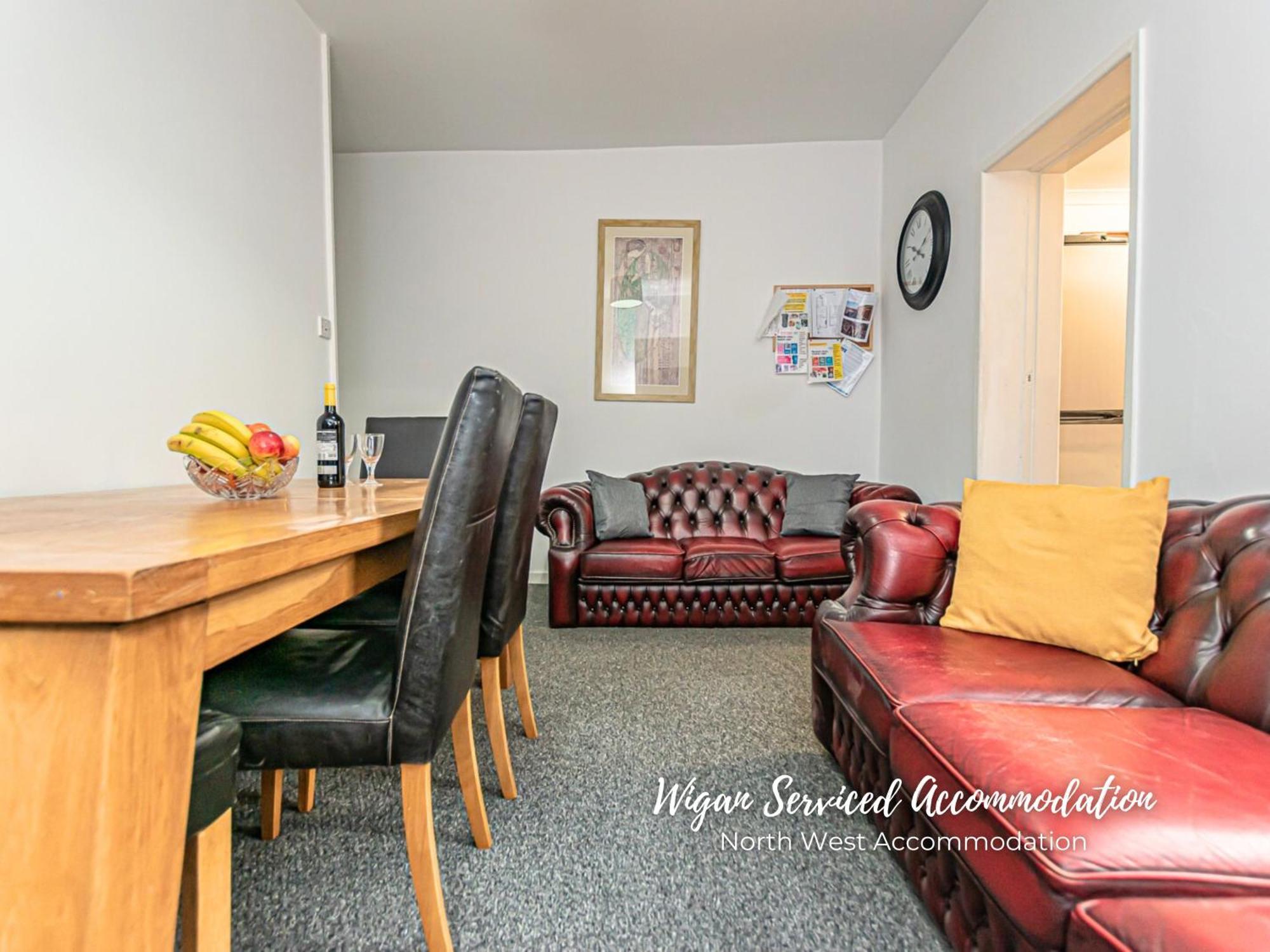 Wigan Serviced Accommodation Bagian luar foto
