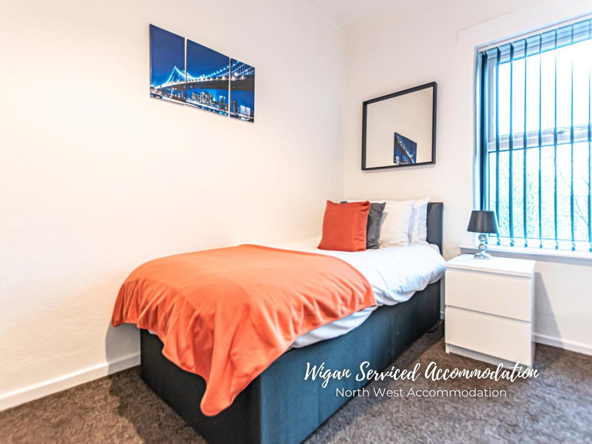Wigan Serviced Accommodation Bagian luar foto