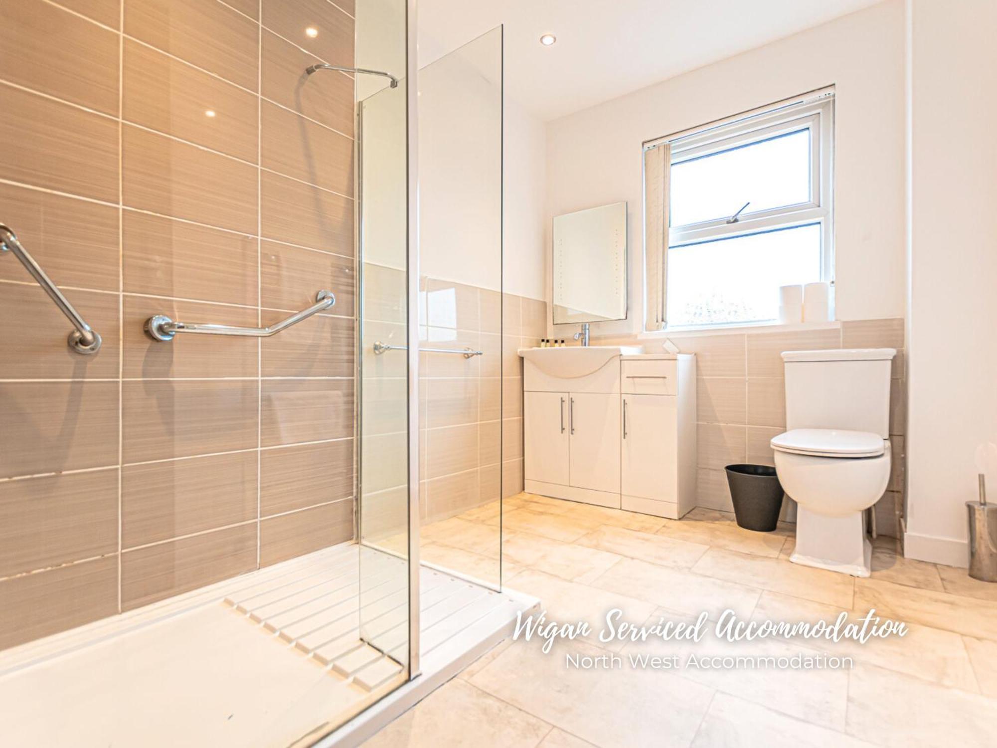 Wigan Serviced Accommodation Bagian luar foto