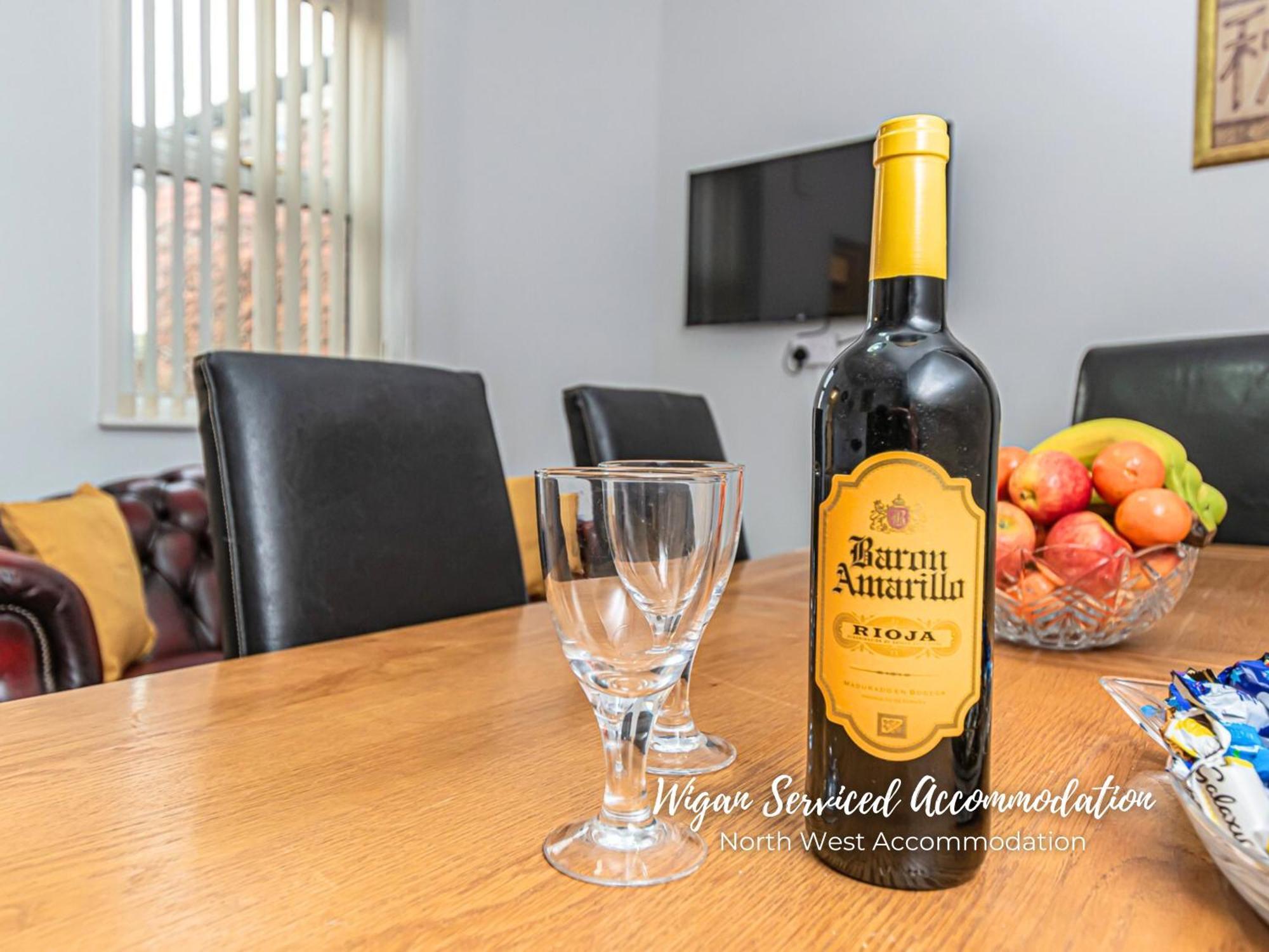 Wigan Serviced Accommodation Bagian luar foto